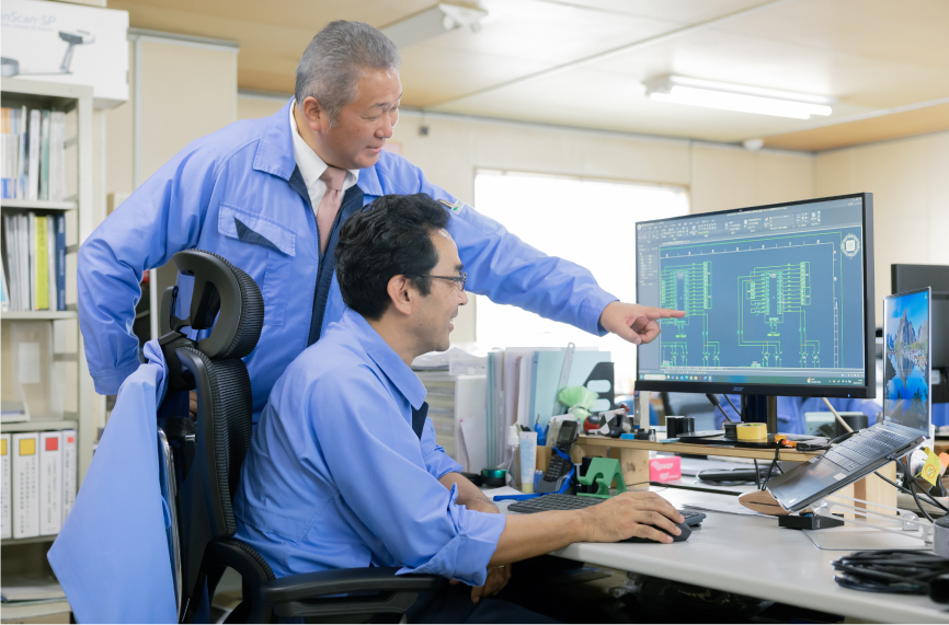 昭和電業社の作業の様子の写真