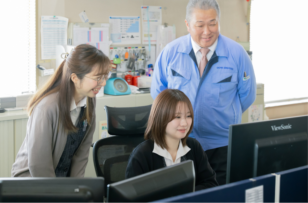 株式会社昭和電業社の社員たち